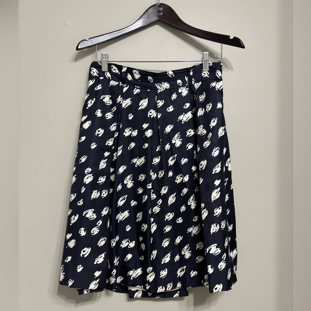 Kate Spade Lilith Pleated Silk Skirt. Women’s size 10